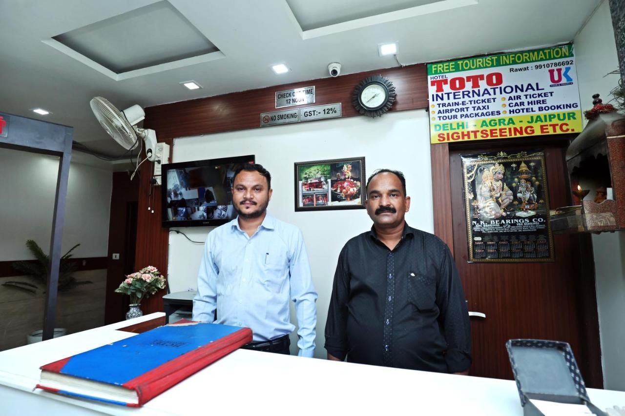 Hotel Toto International Dx Nuova Delhi Esterno foto